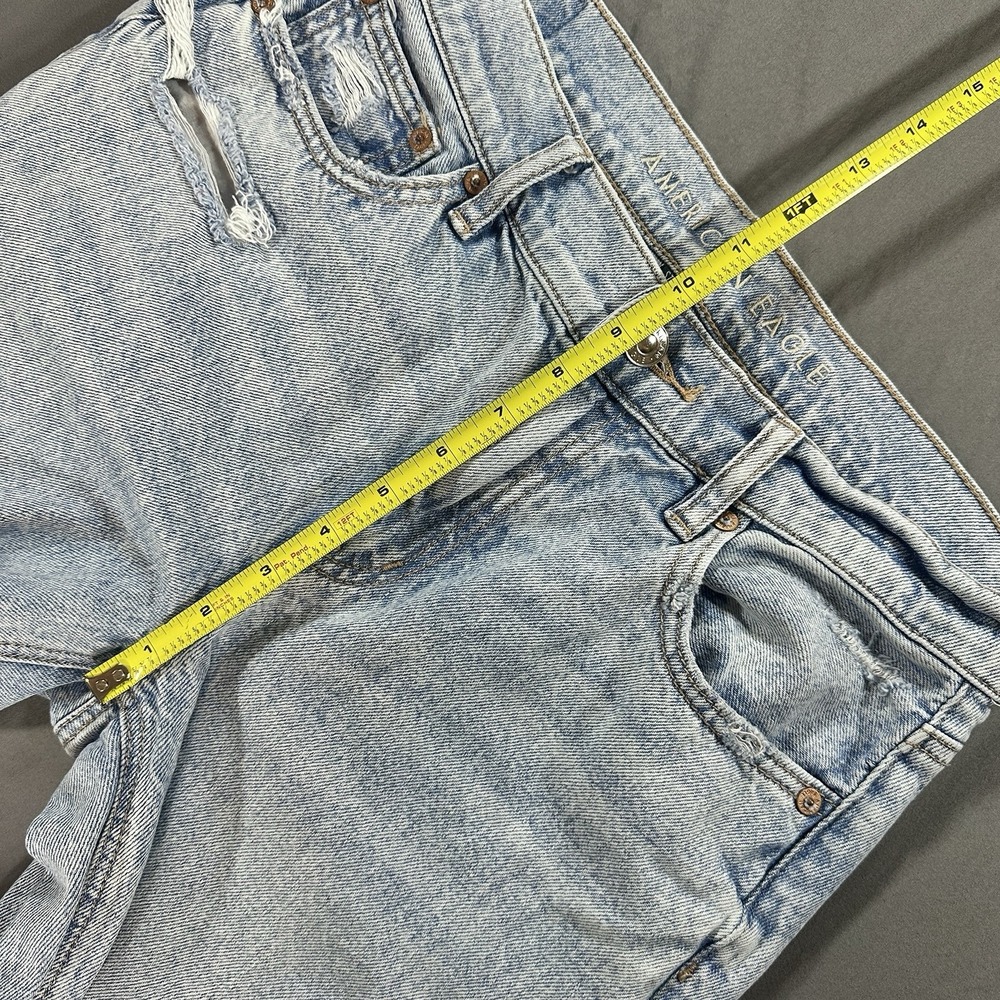 American Eagle Baggy Straight Jeans Women's 4 Mid Rise Distressed Light Wash - Picture 6 of 11